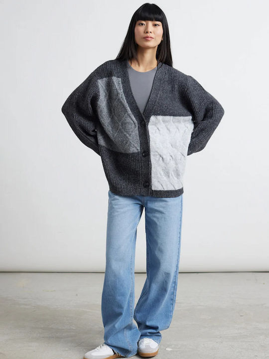 Women's Knitted Cardigan with Buttons Gray