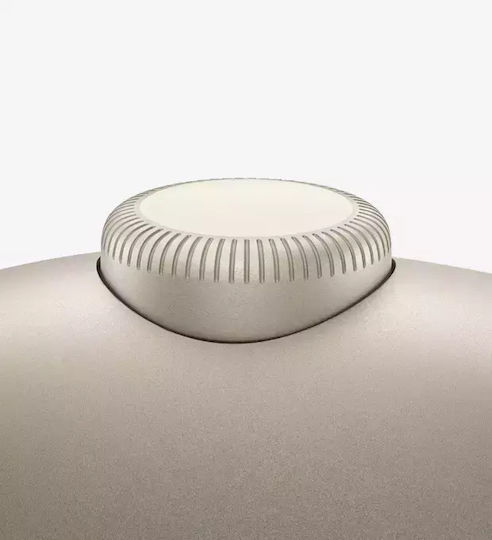 Apple AirPods Max (2024) Wireless / Wired Over Ear Headphones with 20 hours of Operation and Quick Charge Starlight