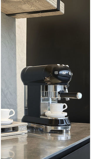 Smeg 1350W Налягане 15бар Черна ECF01BLEU