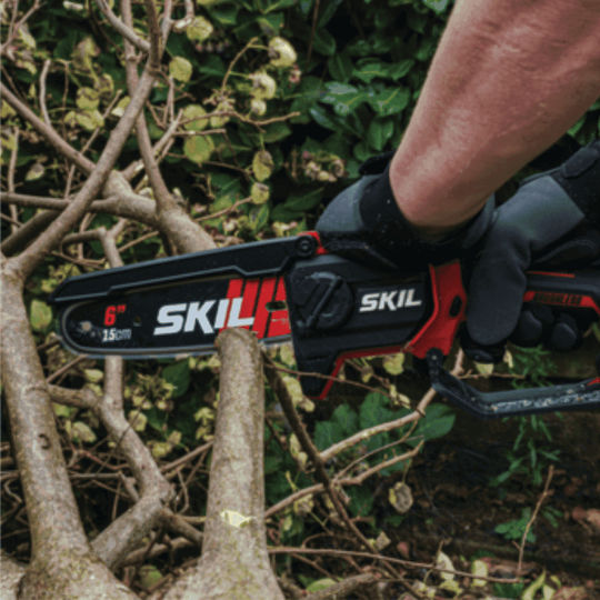 Skil Battery Chainsaw 1.2kg