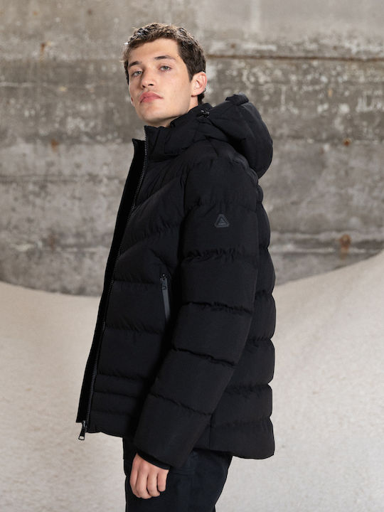 Jacke Black