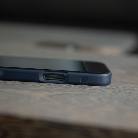 Carcasă Slim Incase Magsafe pentru iPhone 16, Albastru Spațiu Profund