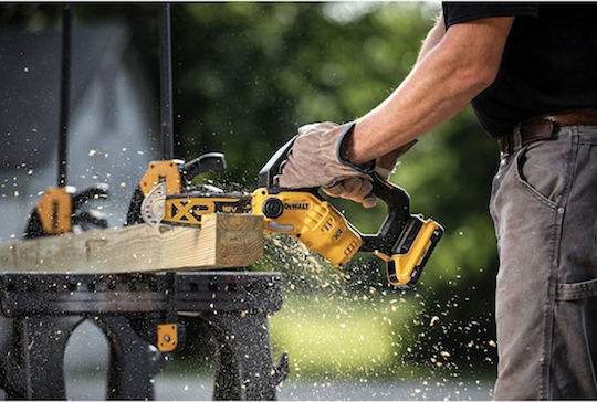 Dewalt Pruning Battery Chainsaw Solo Brushless 18V 2.1kg with Blade 20cm