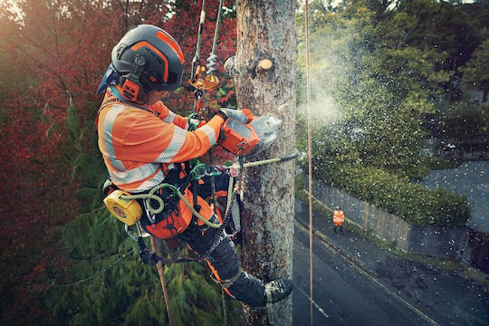 Husqvarna T540iXP Fierăstrău cu acumulator Solo 2.5kg cu lamă 35cm
