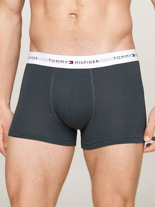 Tommy Hilfiger