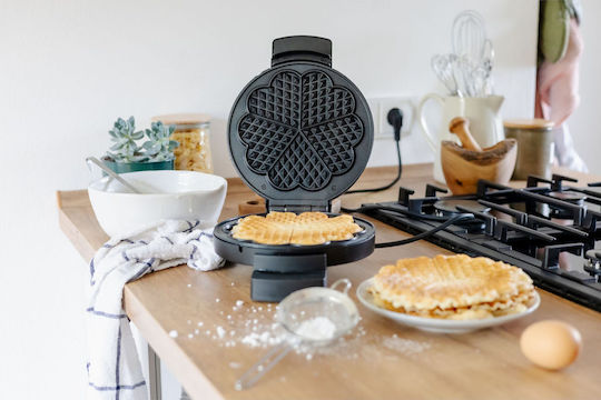Steba Гофретник за Гофрети Сърце 900W