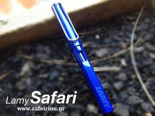 Lamy Safari Writing Pen Broad Blue made of Plastic with Red Ink