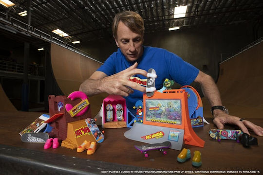 Mattel Hot Wheels Skates Fingerboard Skatepark Game Set (Miscellaneous Designs)