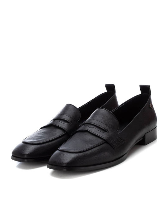 Women's Moccasins in Black Color