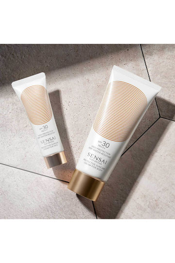 Sensai Водоустойчив Слънцезащитен Крем За Тяло SPF30 150мл