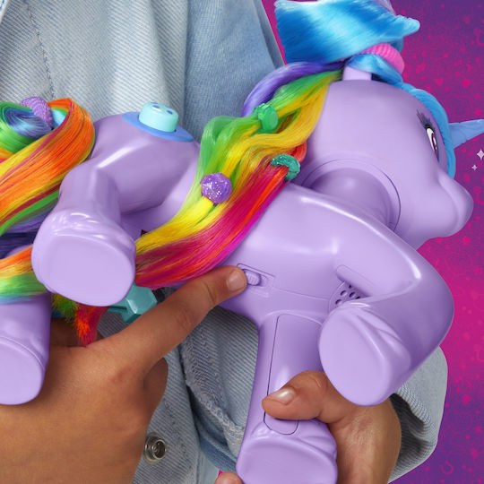 Hasbro Miniature Toy Izzy Moonbow for 8+ years old Years Old
