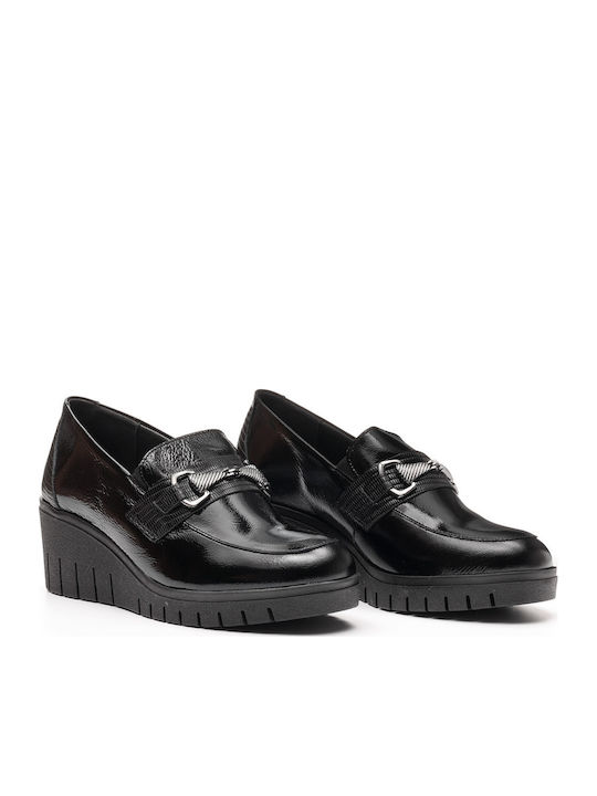 Leather Women's Moccasins in Black Color