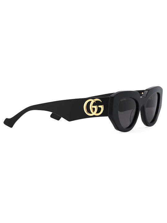 Gucci Damentagessonnenbrille mit schwarzem Horn umrandetem Rahmen und grauen Gläsern GG1421S 001