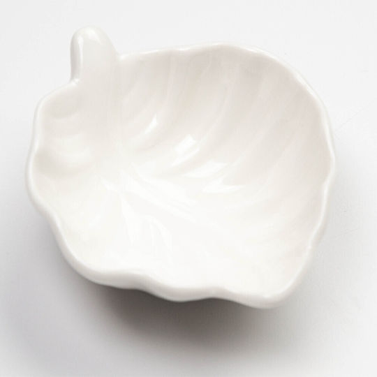 Set of 4 Porcelain Pufo Leaf Serving Bowls for Appetizers Desserts and Sauces in White