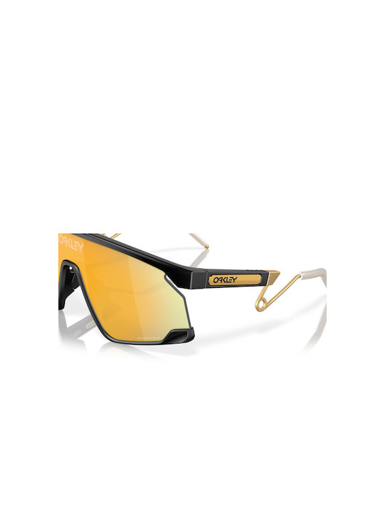Oakley Мъжки Слънчеви Очила с Черна Рамка и Жълти Огледални Стъкла OO9237-01