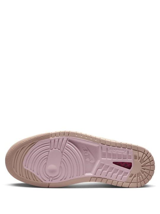 Nike Sneakers Muslin / Particle Beige / Sail / Plum Chalk