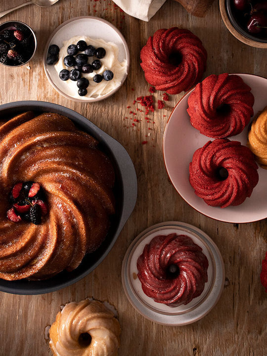 Nordicware Φόρμα Ζαχαροπλαστικής για Κέικ από Αλουμίνιο 24x9εκ.