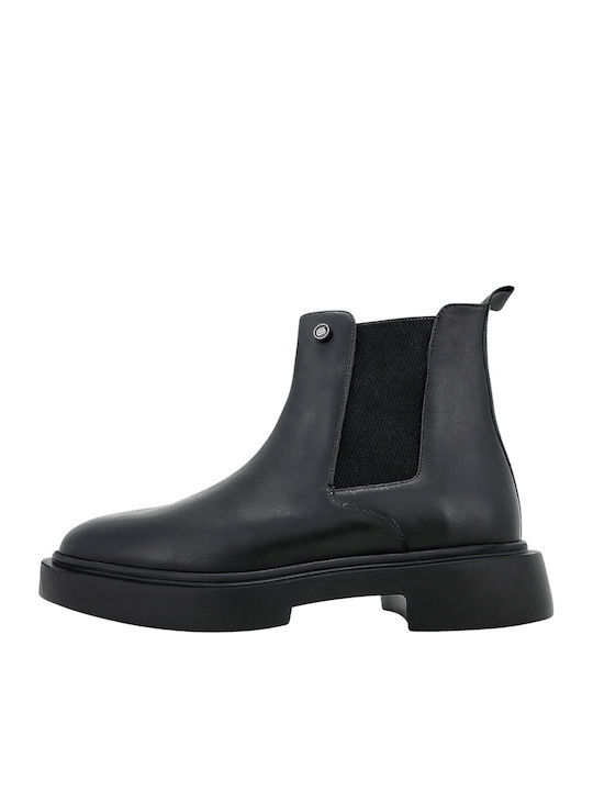 Guy Laroche
