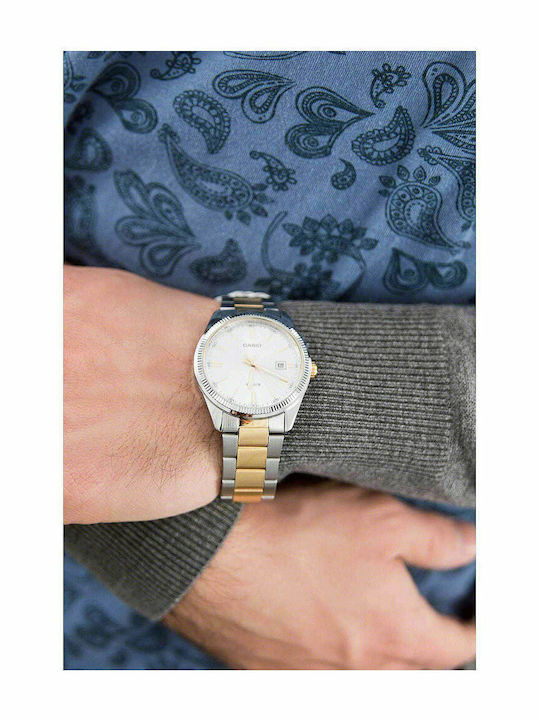 Casio Collection Ρολόι Μπαταρίας με Μεταλλικό Μπρασελέ Casio Collection Ρολόι Μπαταρίας με Μεταλλικό Μπρασελέ