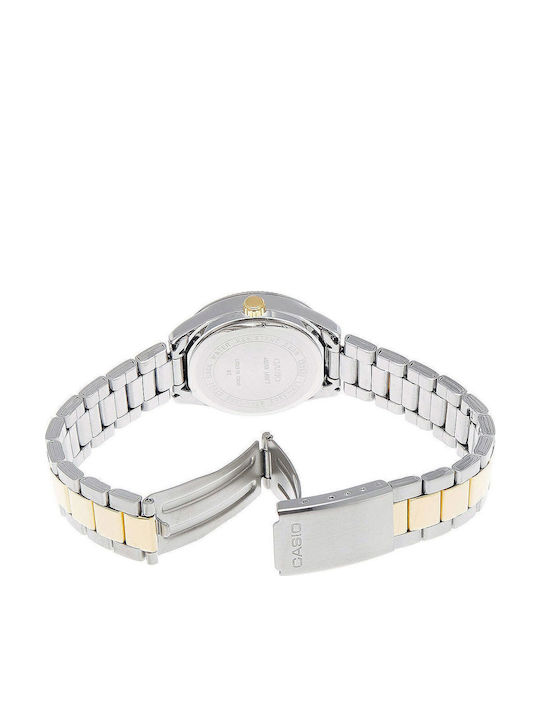 Casio Ανδρικό Ρολόι 44.2mm Μπαταρίας με Ασημί Μεταλλικό Μπρασελέ