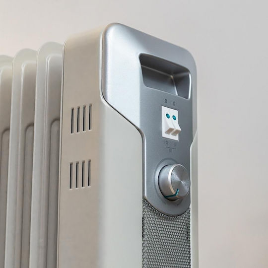 Cecotec Readywarm 7000 Καλοριφέρ Λαδιού με 7 Φέτες 1500W