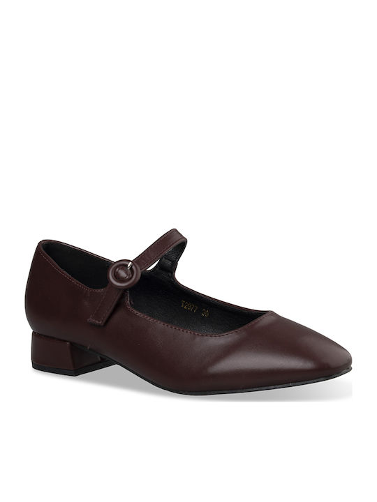 Tsouderos Shoes