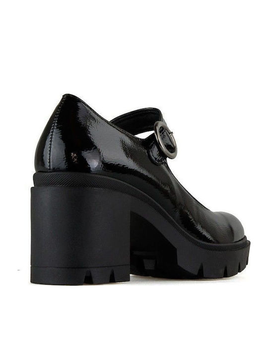 Sandals from Patent Leather Black