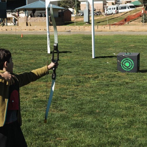 Vevor Archery Target 16"x18" Portable Handle Black Fzbxk16x18x1pvqv0v0
