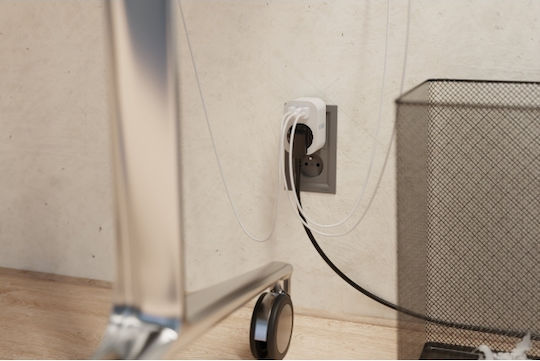 Tesla Smart Steckdosenleiste 4 Positionen mit 2 USB-A und 1 USB-C