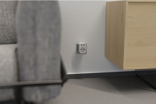 Tesla Smart Steckdosenleiste 4 Positionen mit 2 USB-A und 1 USB-C