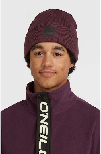 Beanie Beanie Knitted in Burgundy color