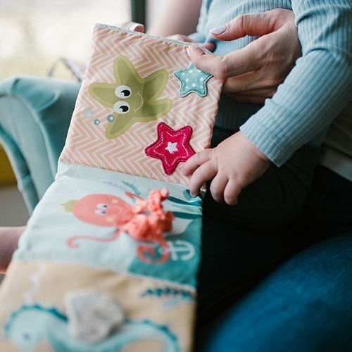 Babyono Окачена Бебешка Играчка За Детско Легло С Огледало Under Sea За Новородени