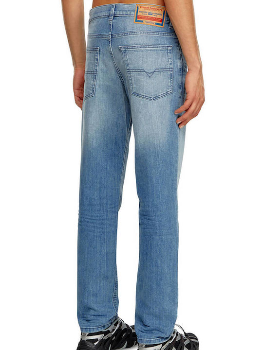 Diesel Men's Denim Pants in Straight Line Light Blue