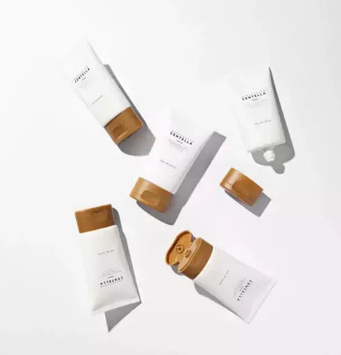 Skin1004 Madagascar Centella Travel Kit Skin Care Set for Moisturizing, against Acne & Brightening 6pcs