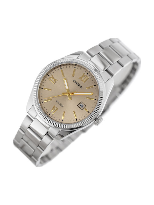 Casio Ρολόι Μπαταρίας με Μεταλλικό Μπρασελέ