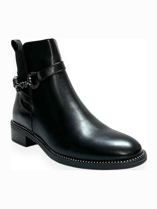 Famous Shoes