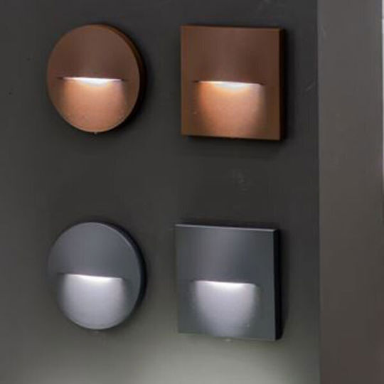 Viokef Round Vita Wandmontierte Außenbeleuchtung LED IP65 3W mit Warmweißem Licht