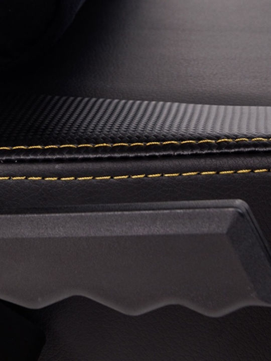 Monarch Gear Prometheus Καρέκλα Gaming Δερματίνης με Ρυθμιζόμενα Μπράτσα Midnight Black
