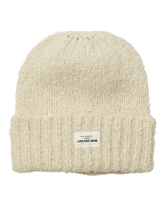 Beanie Beanie Knitted in Beige color