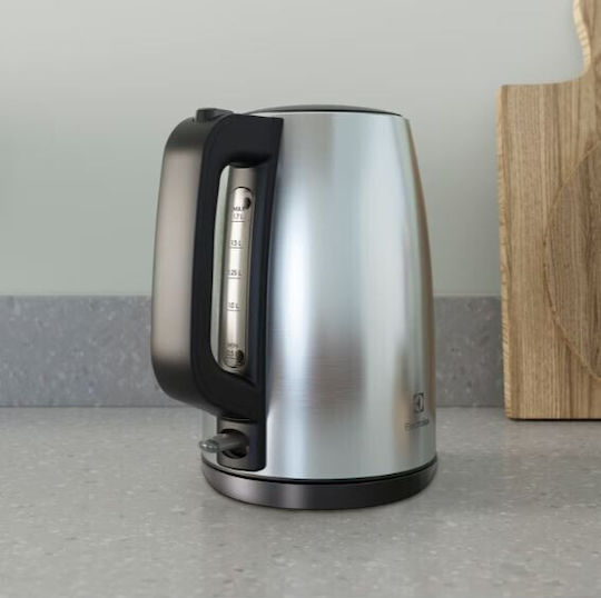 Electrolux Βραστήρας 1.7lt 2200W Ασημί