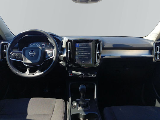 Volvo XC40 T3 1.5 MT6 Momentum '19