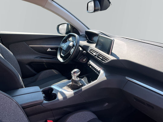 Peugeot 3008 1.2 PureTech Business '19