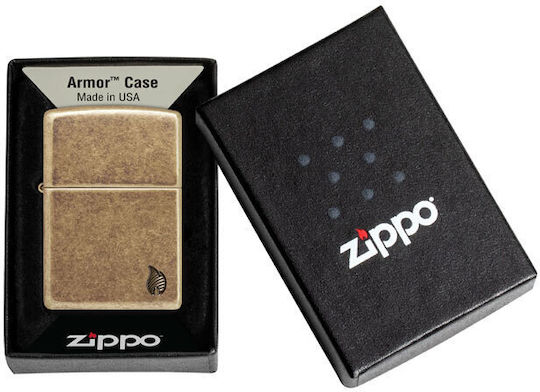 Zippo Armor Antique Brass Пламък Запалка в Златист Цвят