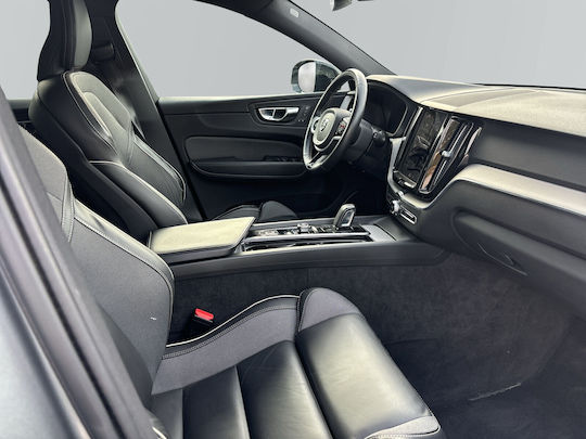 Volvo XC 60 T8 2.0 PHEV AWD AT8 P R-Design '21