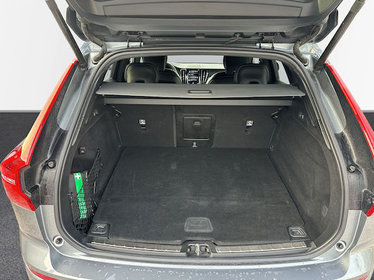 Volvo XC 60 T8 2.0 PHEV AWD AT8 P R-Design '21