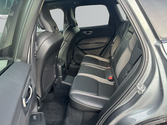 Volvo XC 60 T8 2.0 PHEV AWD AT8 P R-Design '21
