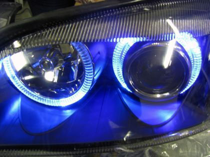 Предни фарове Angel Eyes BMW X5 E53 1999-2003 черни без H7 крушки комплект от 2 броя
