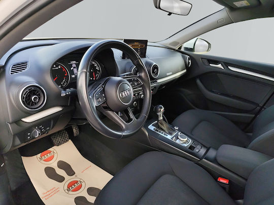 Audi A3 30 TFSI S tronic Sportback '19
