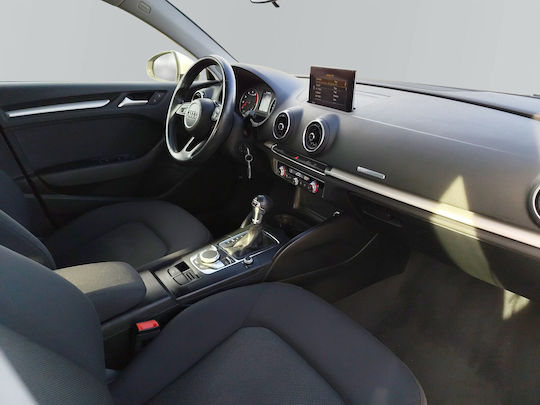 Audi A3 30 TFSI S tronic Sportback '19