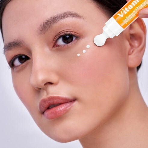 7DAYS Vitamin C Eye Cream for Anti-Aging Moisturizing Brightening Dark Circles and Firming 18ml